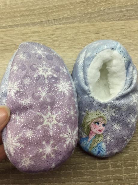 3x ponozkove papucky, 19