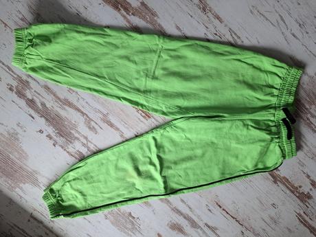 Zelené tepláky, bonprix,152