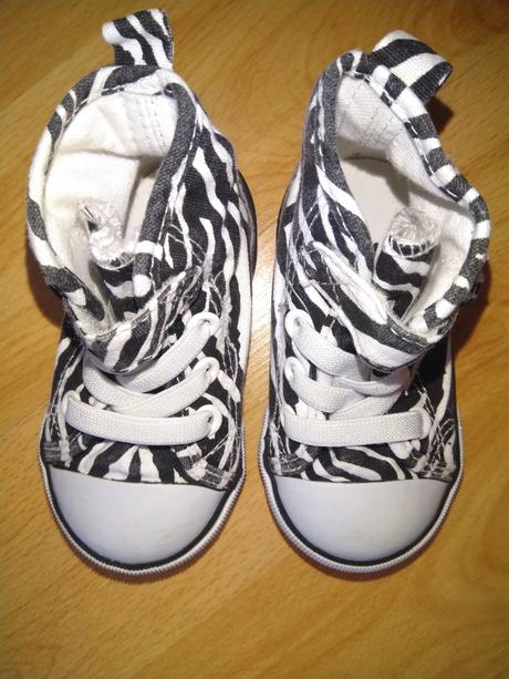 Tenisky super stav, h&m,21