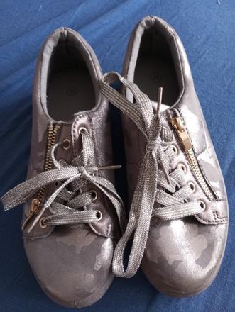 Maskacove tenisky, 36