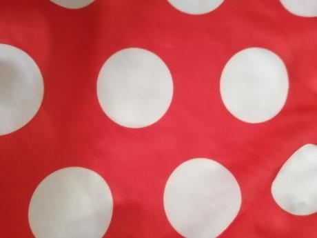 Bodkované plavky, 134