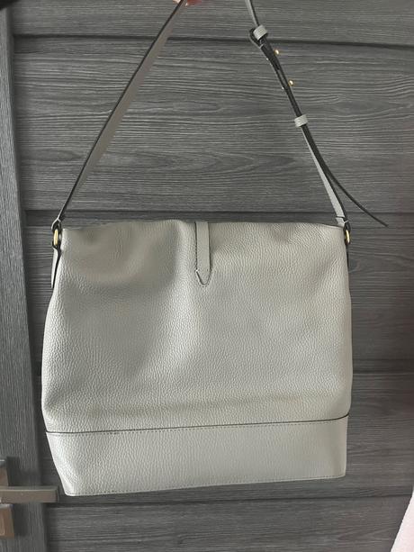 Kabelka coccinelle, coccinelle