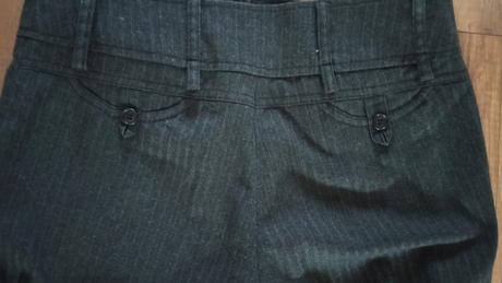 Nohavice dámske m s pruzkom, 38