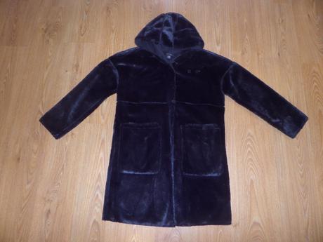 Kožuch s kapucňou, amisu,m