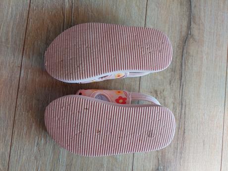 Penové sandále, reserved,27