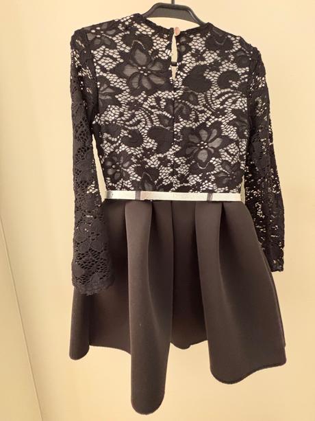 Čipkované šaty s neoprénovou sukničkou, 110