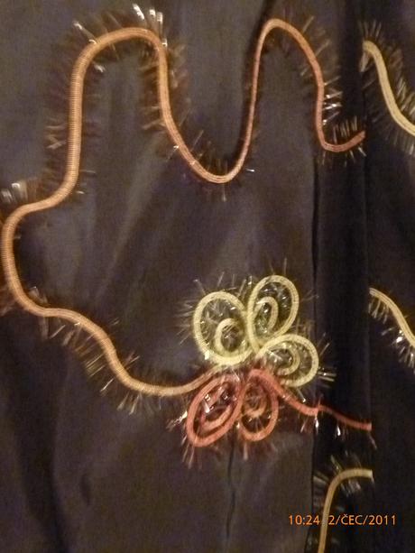 Spoločenké kokteilové šaty, 38