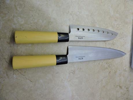 Nože z antikorovej ocele,
