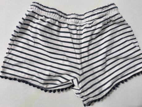 Kraťasy, sinsay,140