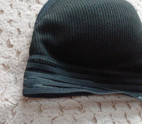 Čierna podprsenka s výstužou bez kostíc, l