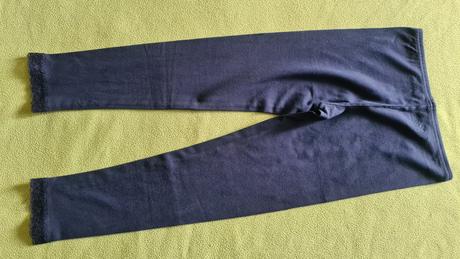 Legíny s čipkou, 146