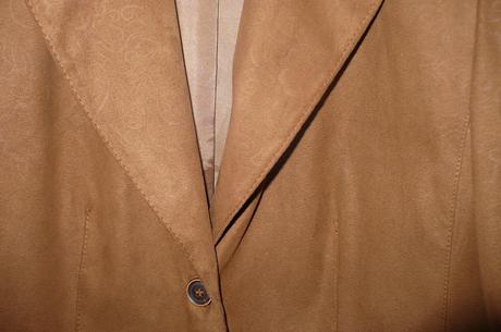 Škoricové sako, 44