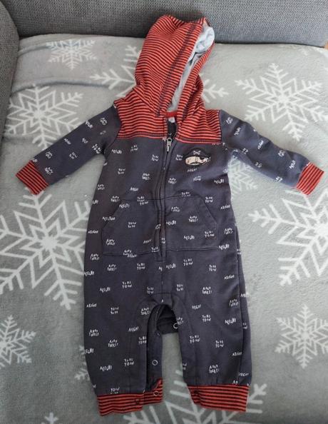 Balík oblečenia 22ks 62, 50–62