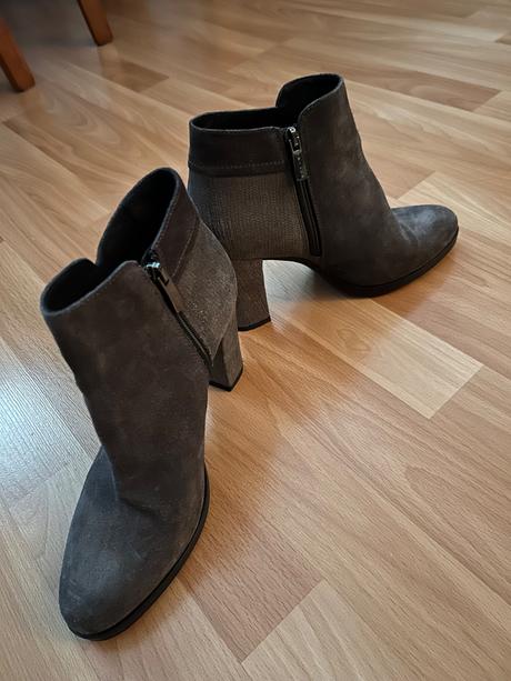 Damske clenkove cizmy, 37