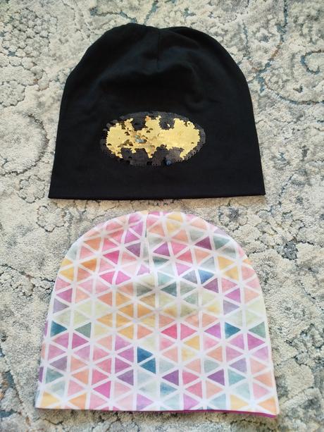 Krásne prechodné čiapky - obvod 48cm, 48