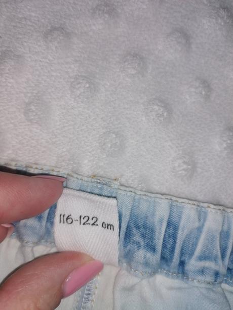 Kraťasky zn. mouse in house č.116, 116