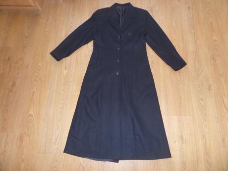 Dlhý čierny kabát, f&f,l