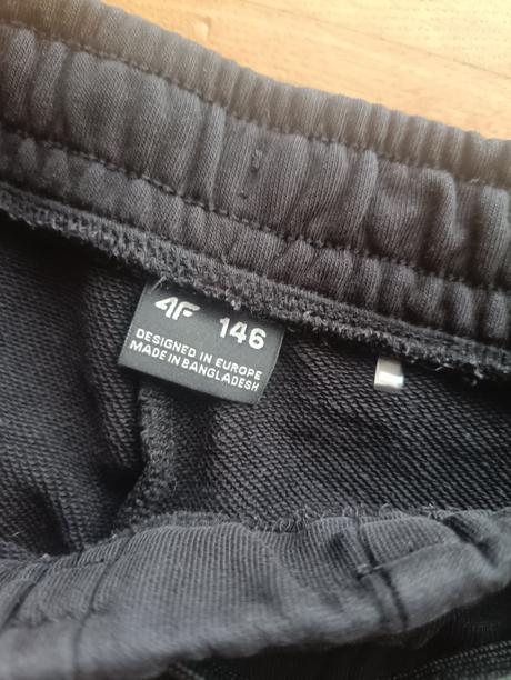 2-pack teplákov značky 4f, 146