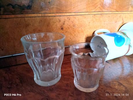 Staré hrnčeky a duritky, 