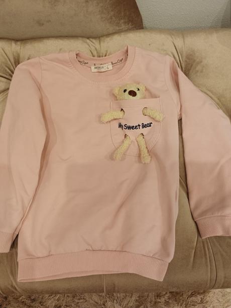 Mikinka s mackom, 104