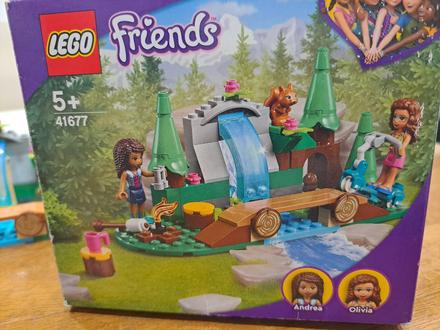 Lego friends 41677 vodopád v lese, 