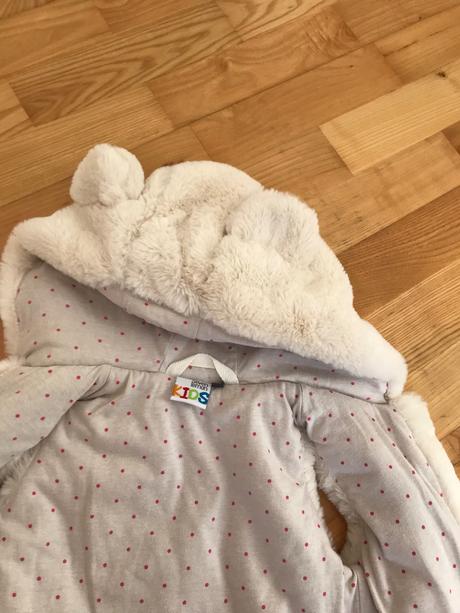 Chlpatá vestička, 98