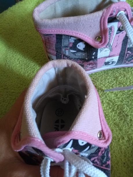 Tramky pre slečnu, 32