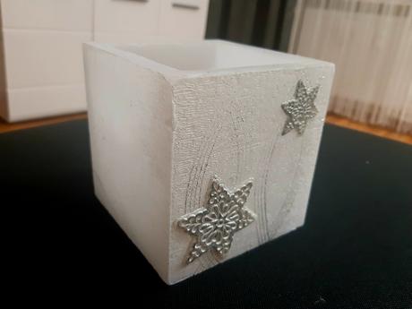 Vianočný voskový svietnik, 