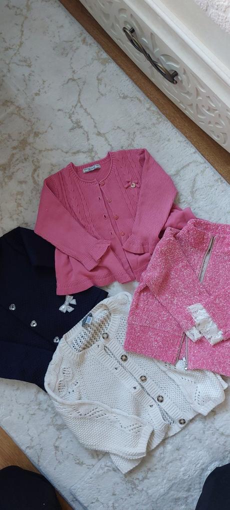 Rôzne svetriky, mayoral,86