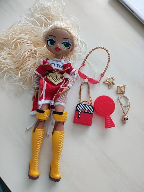 Velka l.o.l babika s proslusenstvom taop stav,