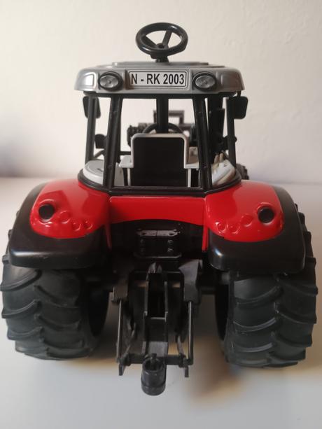 Traktor ferguson,