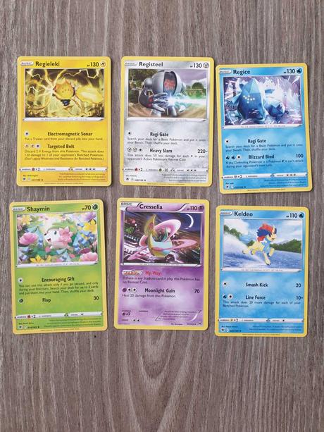 Pokemon mythical a legendary,