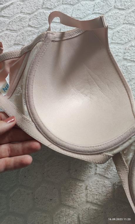 Podprsenka s čipkou, 75d