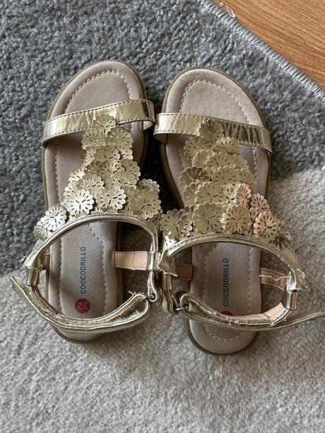 Zlate sandálky cocodrillo, vel 32, 7 eur, coccodrillo,32