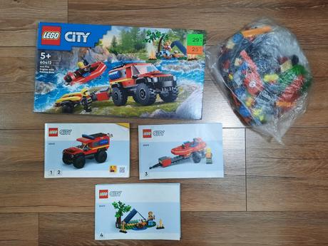 Lego city- hasičské auto a čln, 