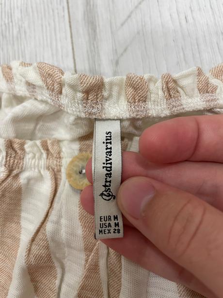 Pasikavy top, stradivarius,m