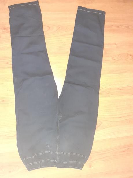 Tenke tmavomodre nohavice pas 68 dlzka 95 cm, 158