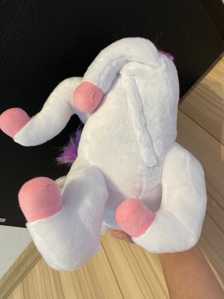 Luna rozpravkovy jednorozec, 