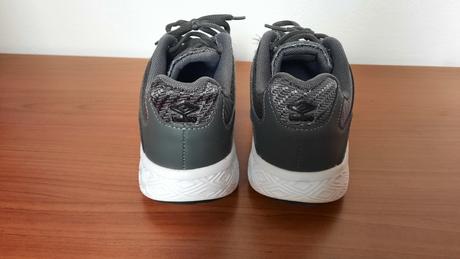Ľahké tenisky umbro 33, umbro,33
