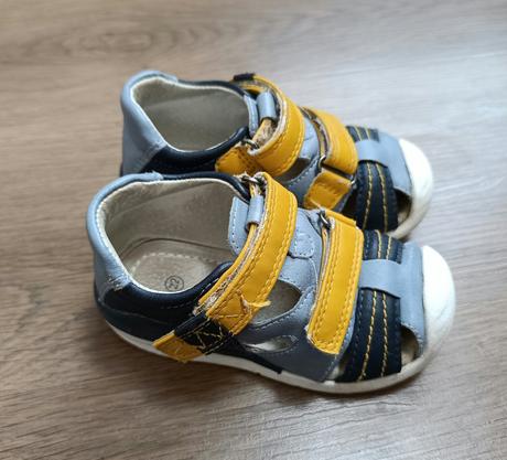 Sandálky veľkosť 22-23, bubble gummers,22