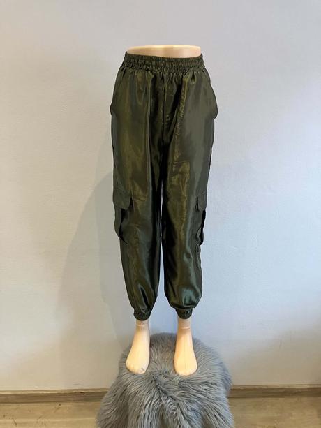 Dámske lesklé nohavice khaki, m