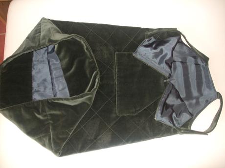 Sametový komplet, tmavozelený, šaty + kabátik, 140