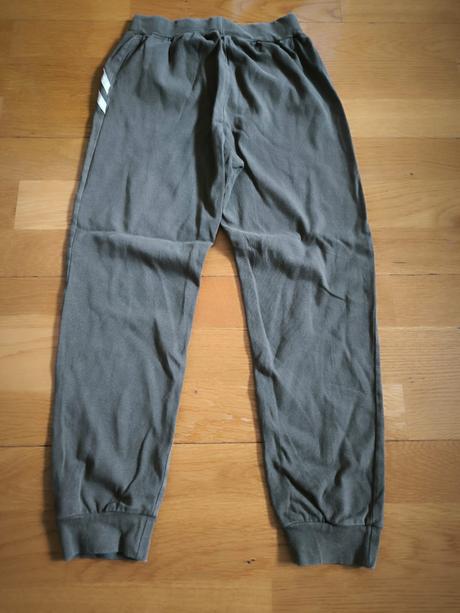 Tenké tepláky modelko, modelko,128