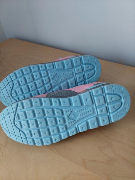 Blikacie tenisky, 36