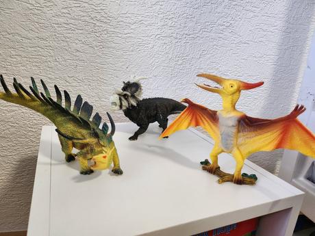 Dinosaury postavičky, 