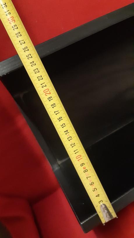 Predám stolík pod pc skrinku pod stôl., 