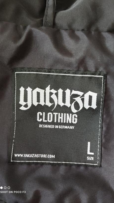 Prechodna bunda yakuza, l