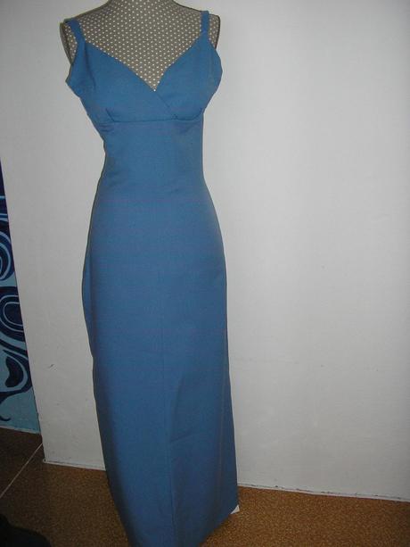 854. dlhé šaty prílež., s