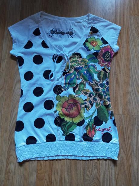 Damske tricko., desigual,m