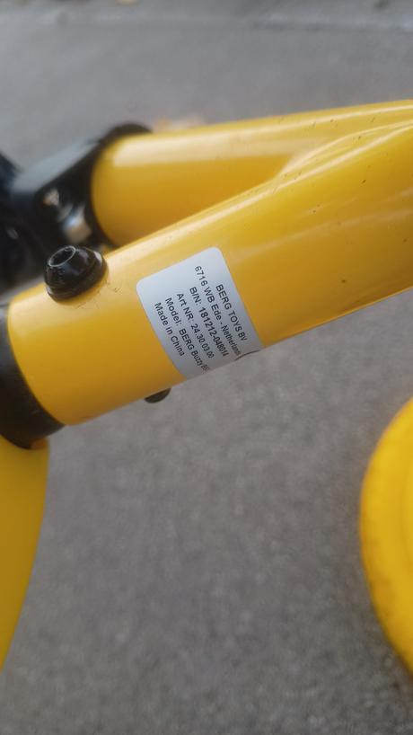 Berg buzzy slapacia kara / slapacie auticko, 